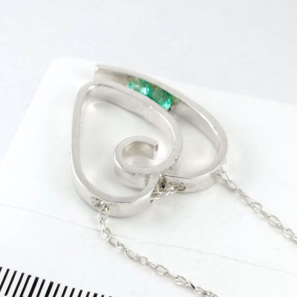 PD001 - Image 4